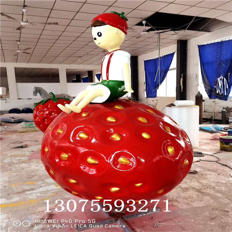 玻璃鋼卡通雕塑在使用過(guò)程中需注意哪些問(wèn)題